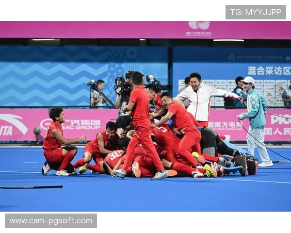 内蒙古男子曲棍球队开展“冠军进校园”公益活动，助力青少年培养