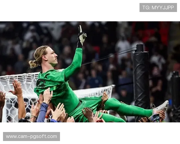 巴黎门将萨福诺夫零封雷恩，连续奉献关键扑救